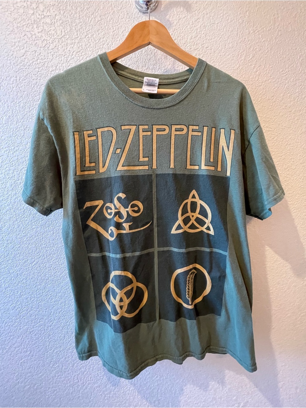 Men's Led Zeppelin T-Shirt, Size Large, Sage Green